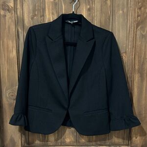 Amanda & Chelsea Black Textured Blazer